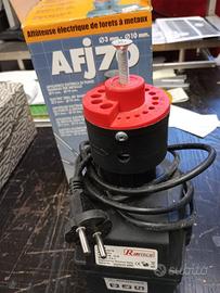affilatrice