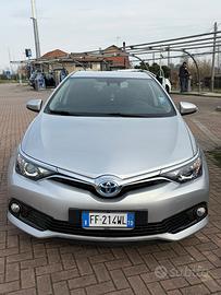 Toyota AURIS Hybrid 1.8 cambio automatico