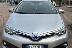 Toyota AURIS Hybrid 1.8 cambio automatico