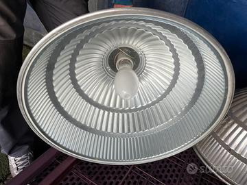 Lampade capannone