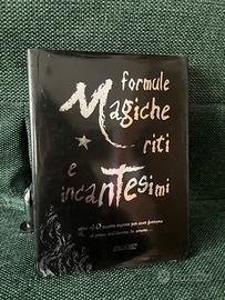 Libro “Formule magiche, riti e incantesimi”