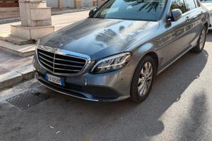 MERCEDES C220d