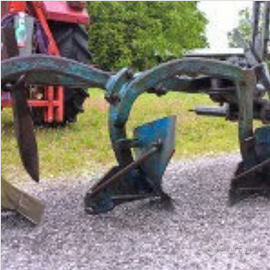 Aratro trivomere