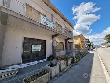 PALAZZINA A CASTELLALTO