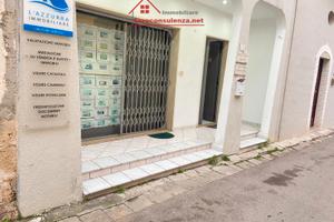 Locale nel centro di Melissano