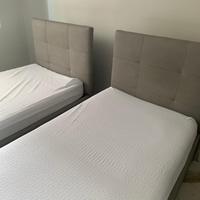 2 letti singoli nuovi con materasso