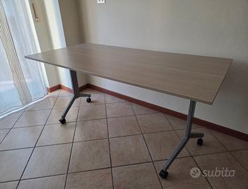 Scrivania con struttura ribaltabile 160 cm x 80 cm