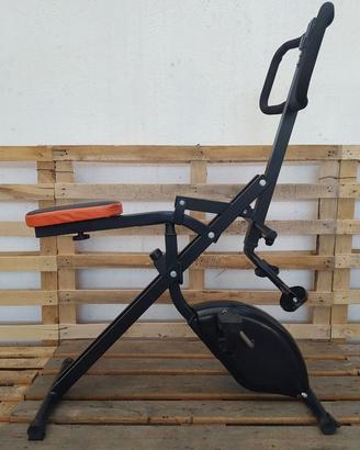 067M ATTREZZATURA ESERCIZIO TOTAL CRUNCH EVOLUTION