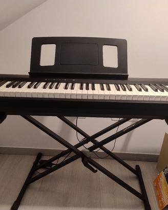 Roland F10, come nuova in garanzia 