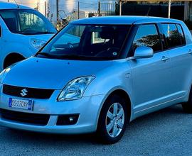 Suzuki Swift 4x4 5p. GPL