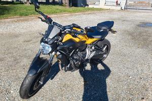Yamaha MT07  depotenziata a libretto 
