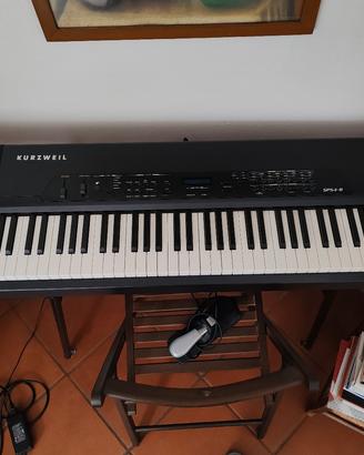 Kurzweil 
SPS4-8 piano digitale 88 tasti 