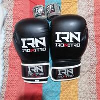 guantoni da boxe