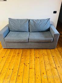 Divano letto azzurro