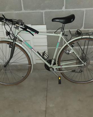 bicicletta Bianchi Touring City ruota 28