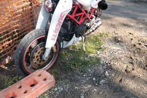 ducati Monster 600