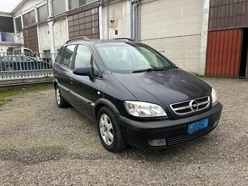 OPEL Zafira - 2004