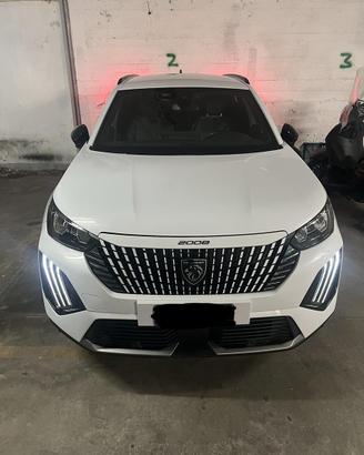 Peugeot 2008 1.2 benzina 130 cv Automatica