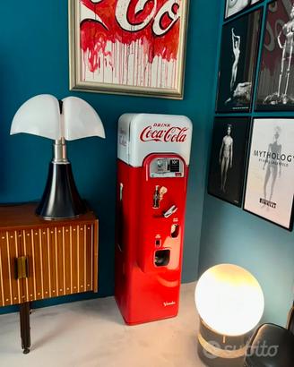 Distributore Coca-Cola  vend44 1956 America