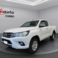 Toyota Hilux 2.4 d-4d extra cab Lounge 4wd