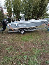 Barca a motore mano' marine 18