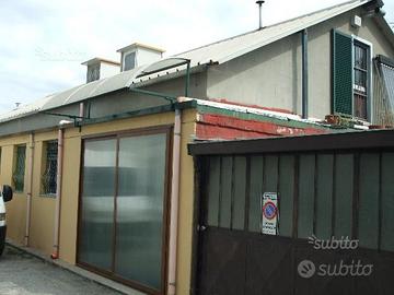 Casa con laboratorio