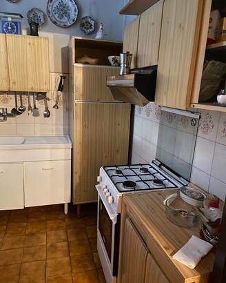 Cucina in laminato col frassino