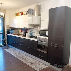 Cucina Scavolini modello basic 4,5 metri