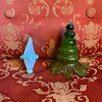 Coppia ornamenti decorativi in opalina vetro