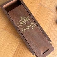 Scatoletta per Toscani