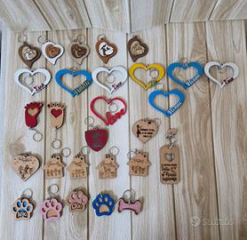 Stock 28 Portachiavi a temi vari