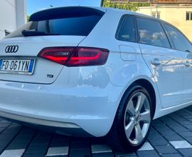 Audi A3 SPB 1.6 TDI S tronic Sport cambio automati