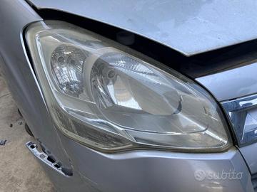 FARO ANTERIORE DESTRO CITROEN Berlingo 3° Serie N