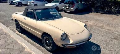 Alfa Romeo Spider 2000
