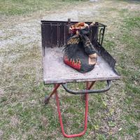 Barbecue / Braciere in ferro con ruote
