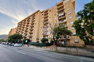 5 LOCALI A PALERMO