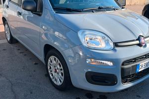 auto pari al nuovo !!