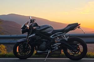 Triumph Street Triple RS