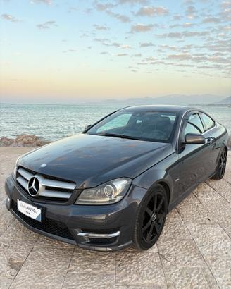 Mercedes-benz C 220 CDI BlueEFFICIENCY Avantgarde
