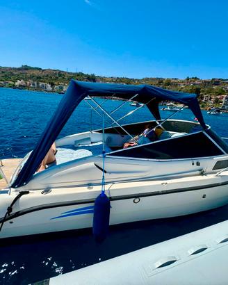 Barca RIO Cruiser semicabinata