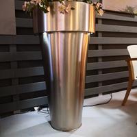 Vaso grande in alluminio con led