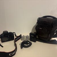 Canon EOS 1000D reflex + Obiettivo 18-55mm + acces