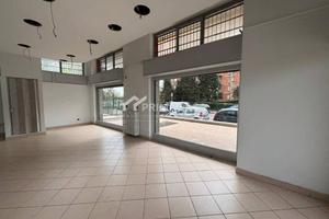 Immobile di 160 m² a Sesto San Giovanni