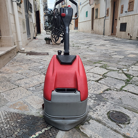 Vendita lavapavimenti professionale elettrica