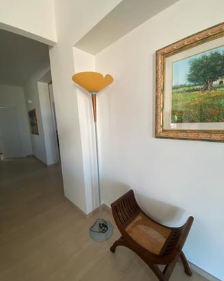 Lampada a terra