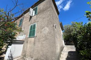 3 LOCALI A SUBIACO