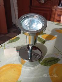 Faretto da parete cromato