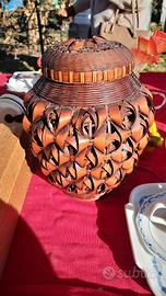 Barattolo giapponese in vimini