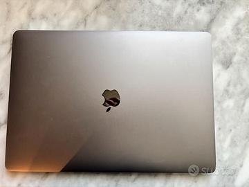 Macbook Pro 15" 16Gb 2Tb SSD