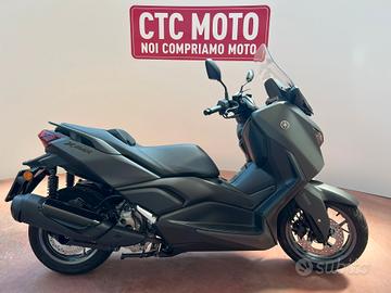 Yamaha X-Max 300 Sport 2026 Pari al nuovo